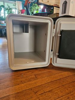 Sentry Fireproof Safe