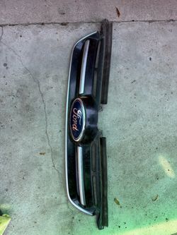 2013-2016 Ford Cmax grill