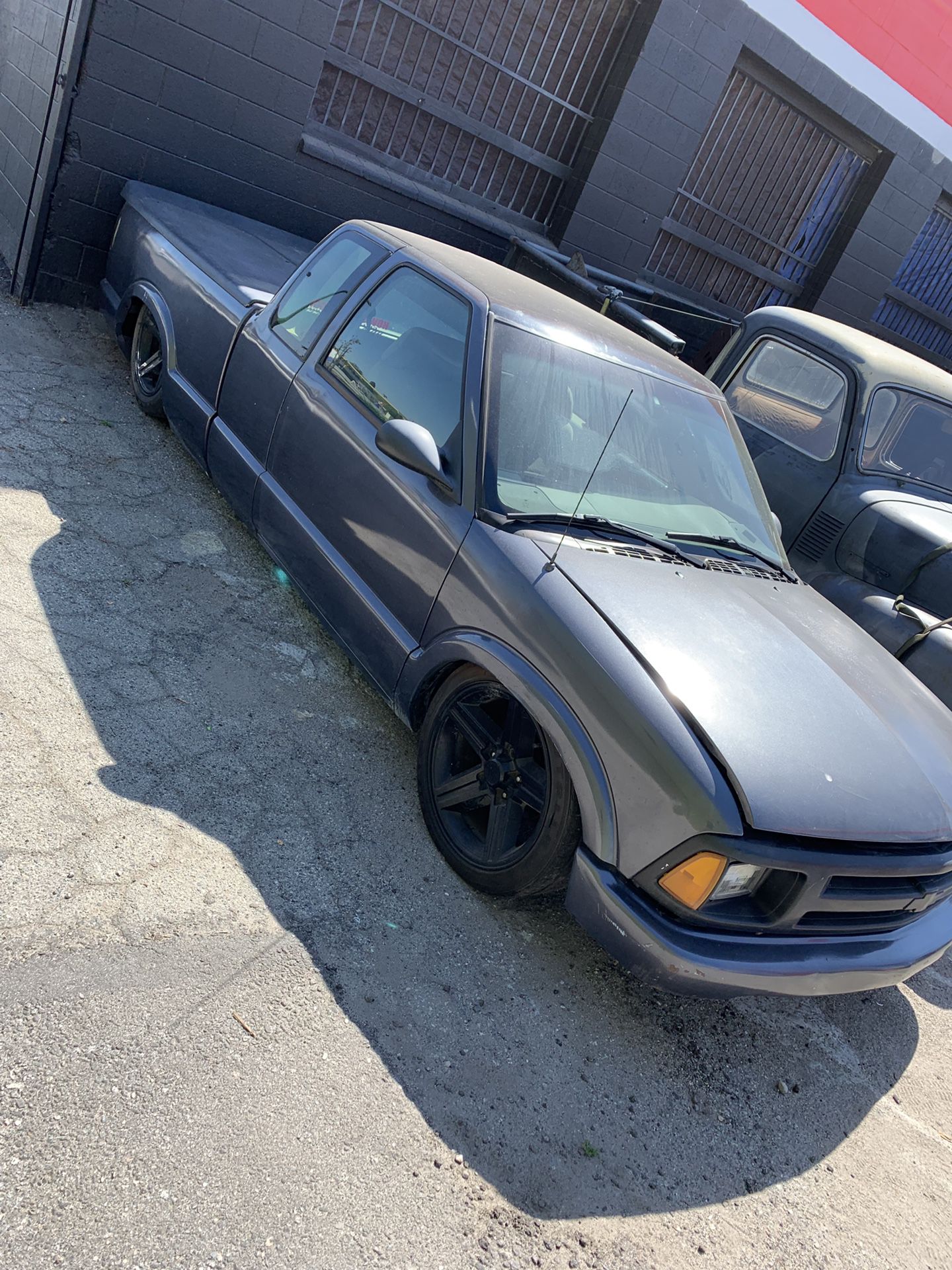 Parting out 1997 Chevy s10