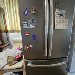 GE Refrigerator  24.7cu