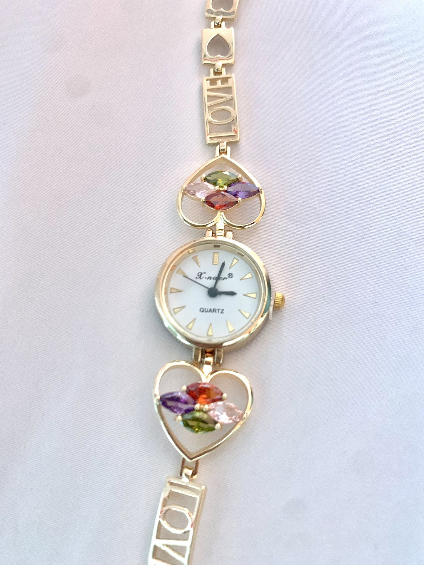 Women's Watch With colored Stones