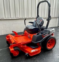 2025 Kubota Z242KW-48 Zero-Turn Lawn Mower