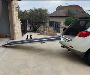 10 Ft Folding Aluminum Ramp