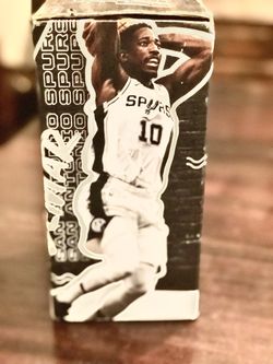 💥 SPURS BOBBLE HEAD DEMAR DEROZAN
