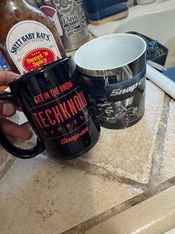 Snap on coffe cups about 12 oz
