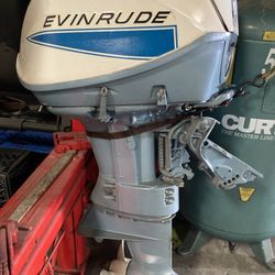 Boat motor  Rebuilt excellent condition