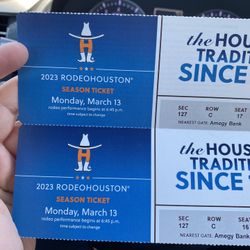 Cody Jinks 50 yardline row D