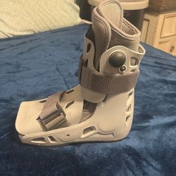 Boot For Injured Leg…..free