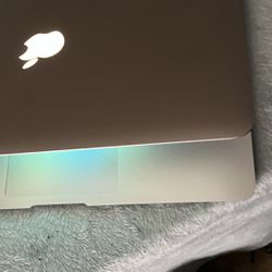 Apple MacBook Air 13” $175