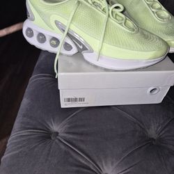 Brand Nike Size 11 Ask 40 