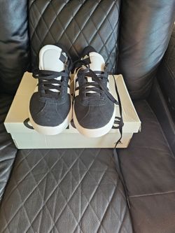 Tenis adidas