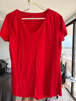 Red V-Neck Short Sleeve T-Shirt