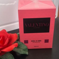 Valentino Women’s Perfume 