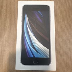 IPHONE SE UNLOCKED WITH HEADPHONES