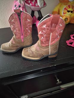 Toddler girl boots