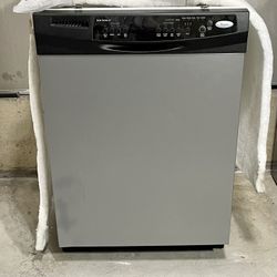Whirlpool Dishwasher 