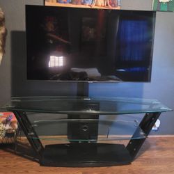 GLASS TV STAND / TV CONSOLE