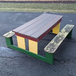 picnic table. KID'S HEAVY SOLID WOOD AND METAL