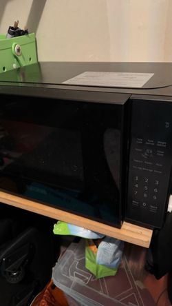Black+ Decker Countertop Microwave Oven