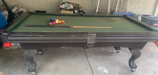 Pool table
