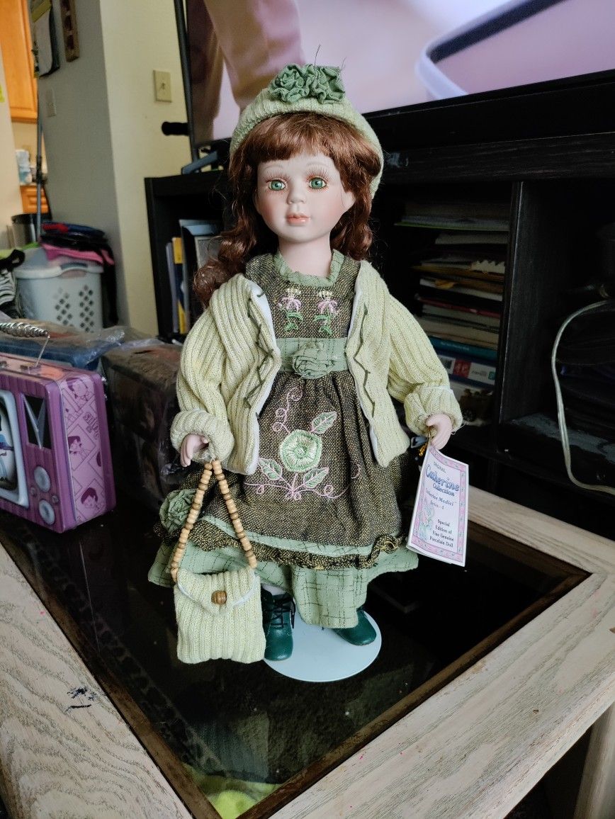 Porcelain Doll Collectible