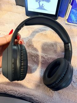 Headphones new with active noise cancellation ANC