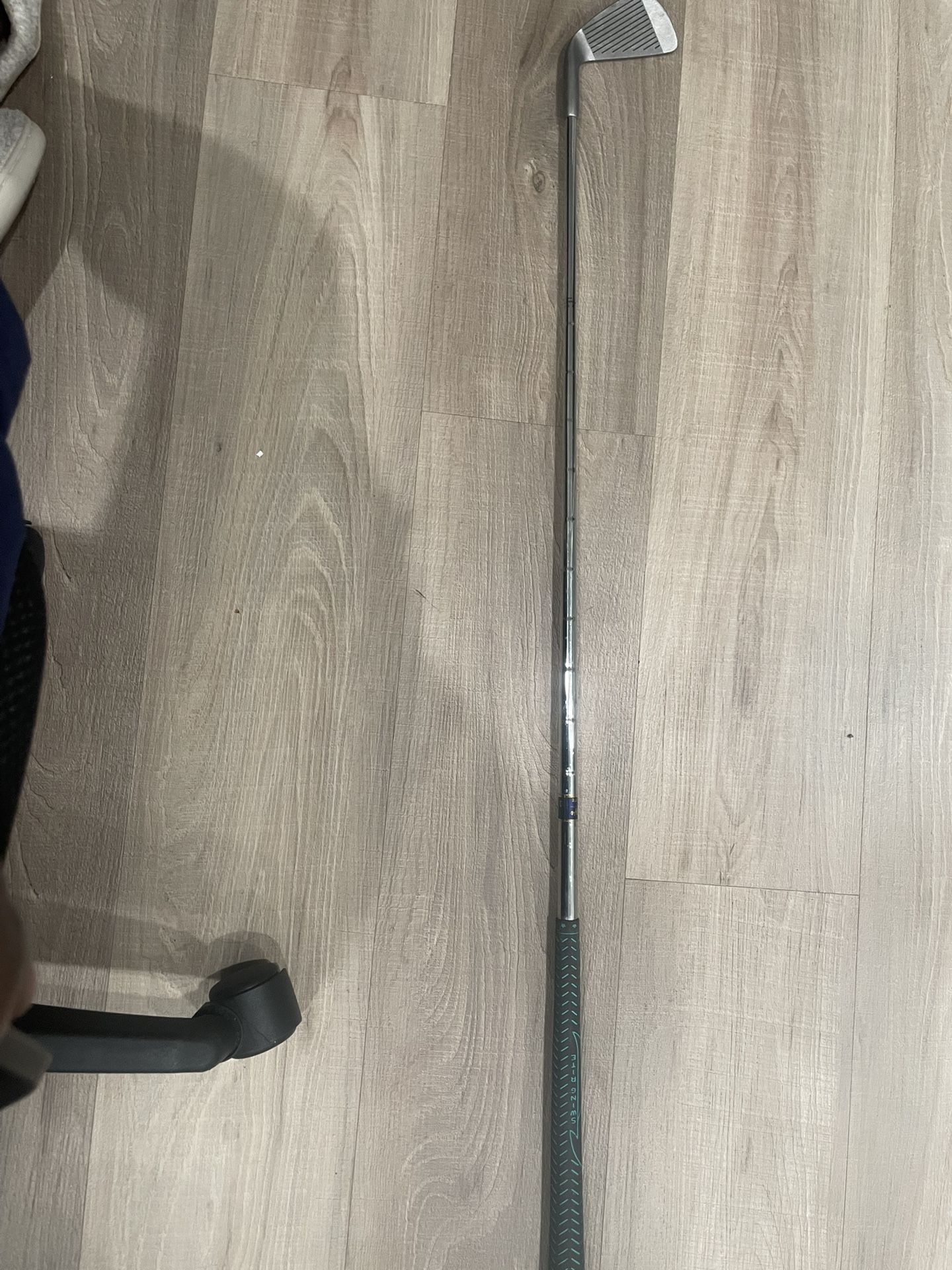 Golf Clubs (MULTIPLE PHOTOS *** BEST OFFER**