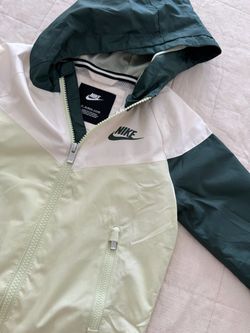 Boys Nike windbreaker