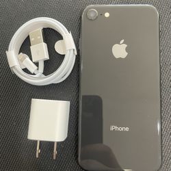 Factory Unlocked Apple iPhone 8 64gb, sold with warranty 