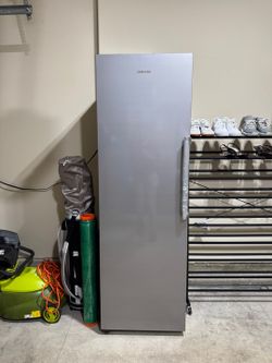 Samsung 11.4 cu ft Convertible Upright Freezer / Refrigerator - Stainless, RZ11M7074SA