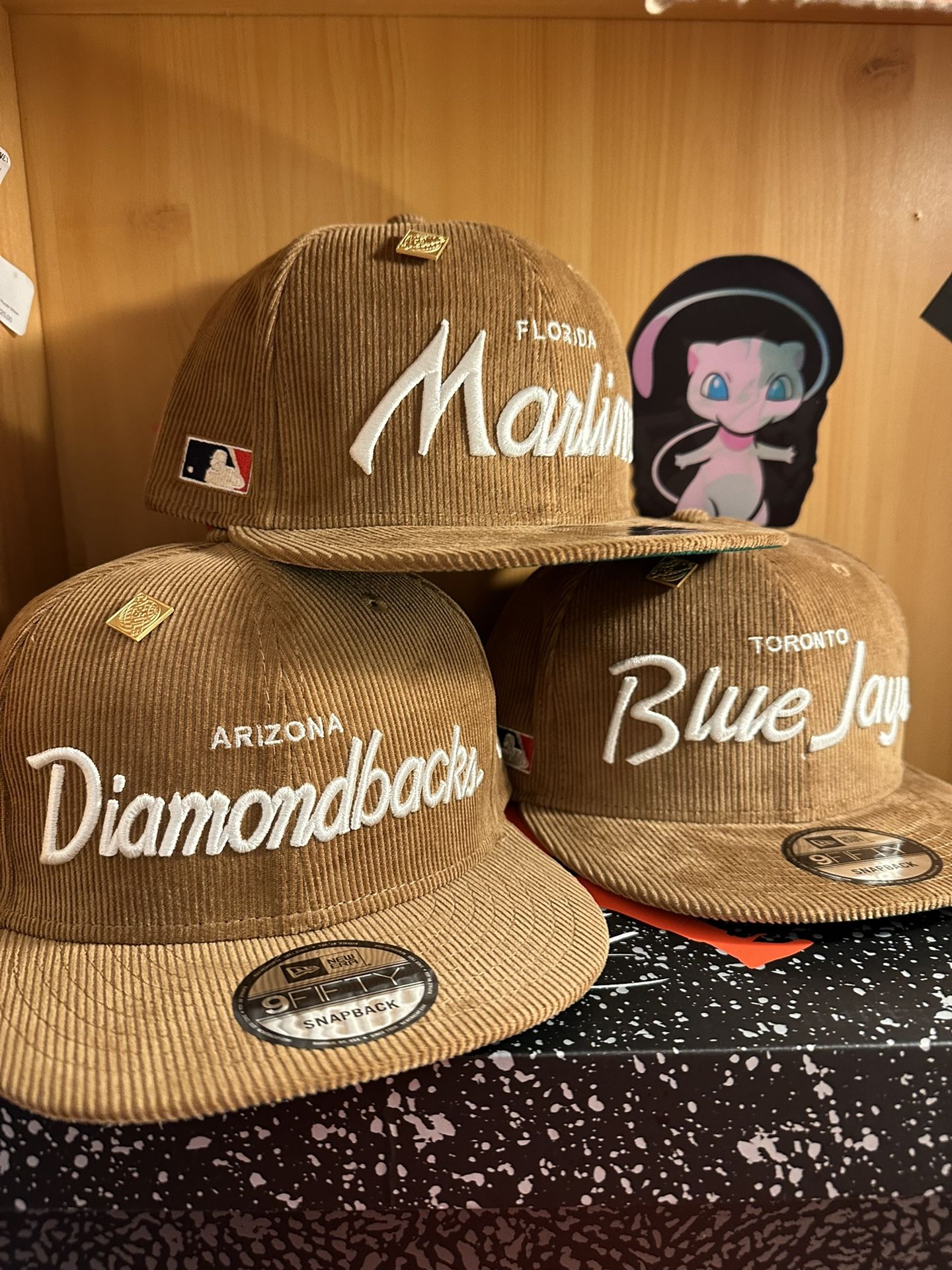 New Era 9FIFTY MLB Diamondbacks, Blue Jays & Marlins Corduroy SnapBack “ Tan “ O/S
