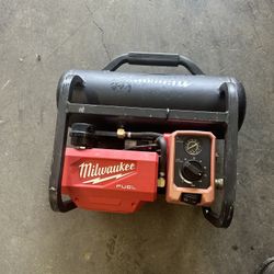 Milwaukee Air Compressor Con Batería De 5.0