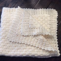 Handmade Crochet Baby Blanket. Beige. 80x72 Cm