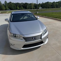 2014 Lexus ES 300h