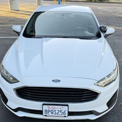 2020 Ford Fusión Hybrid 