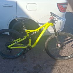 2017 Specialized STUMP JUMPER FSR Comp Full Suspension 