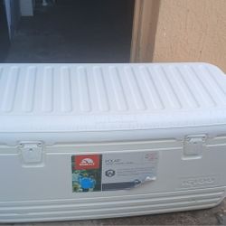 COOLER 120 QT- LIKE NEW
