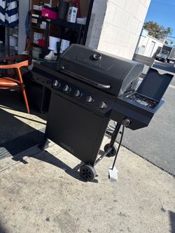 5-Burner Liquid Propane Gas Grill in Graphite Black with Side Burner