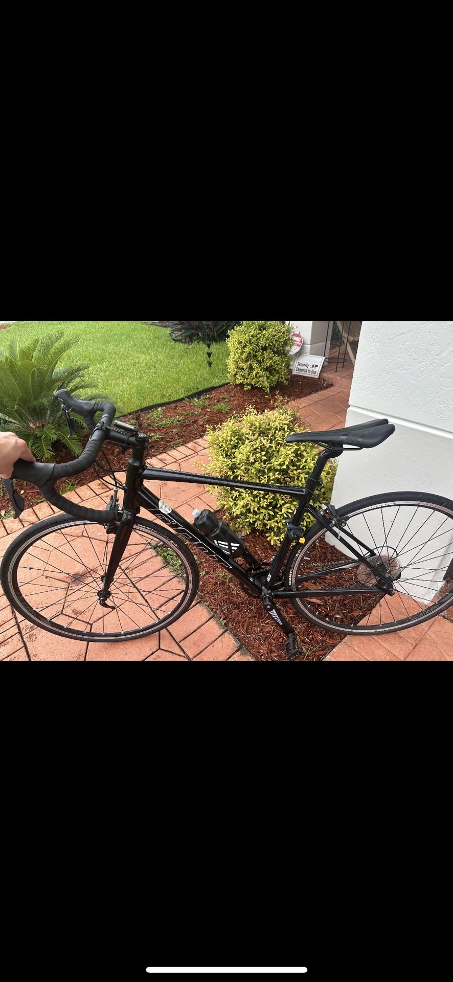 Giant Contend Road Bike Medium $450