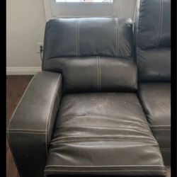 Power Reclining loveseat