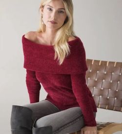 WHBM Women’s Cowell Wine – Red Sweater Size S