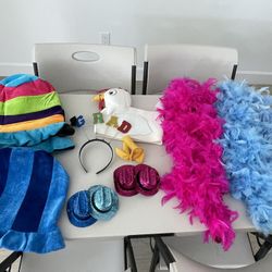 Party Props & Decor 