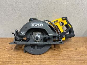 DEWALT DCS577B FLEXVOLT 60V MAX Cordless Brushless 7-1/4 in. Wormdrive Style Circular Saw (Tool Only)