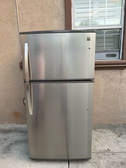 33x32x66 Kenmore Fridge Silver 21cuft 3 Months Warranty
