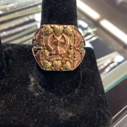 10KT Black Hills Gold Mason Ring 42249-1