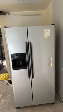 Frigidaire Side-by-Side Refrigerator with Ice Dispenser