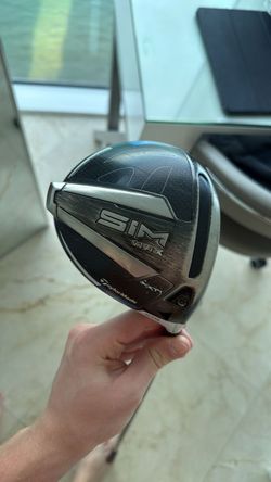 Taylormade Sim Max Driver