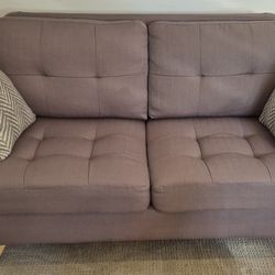 Sofa in excellent condition