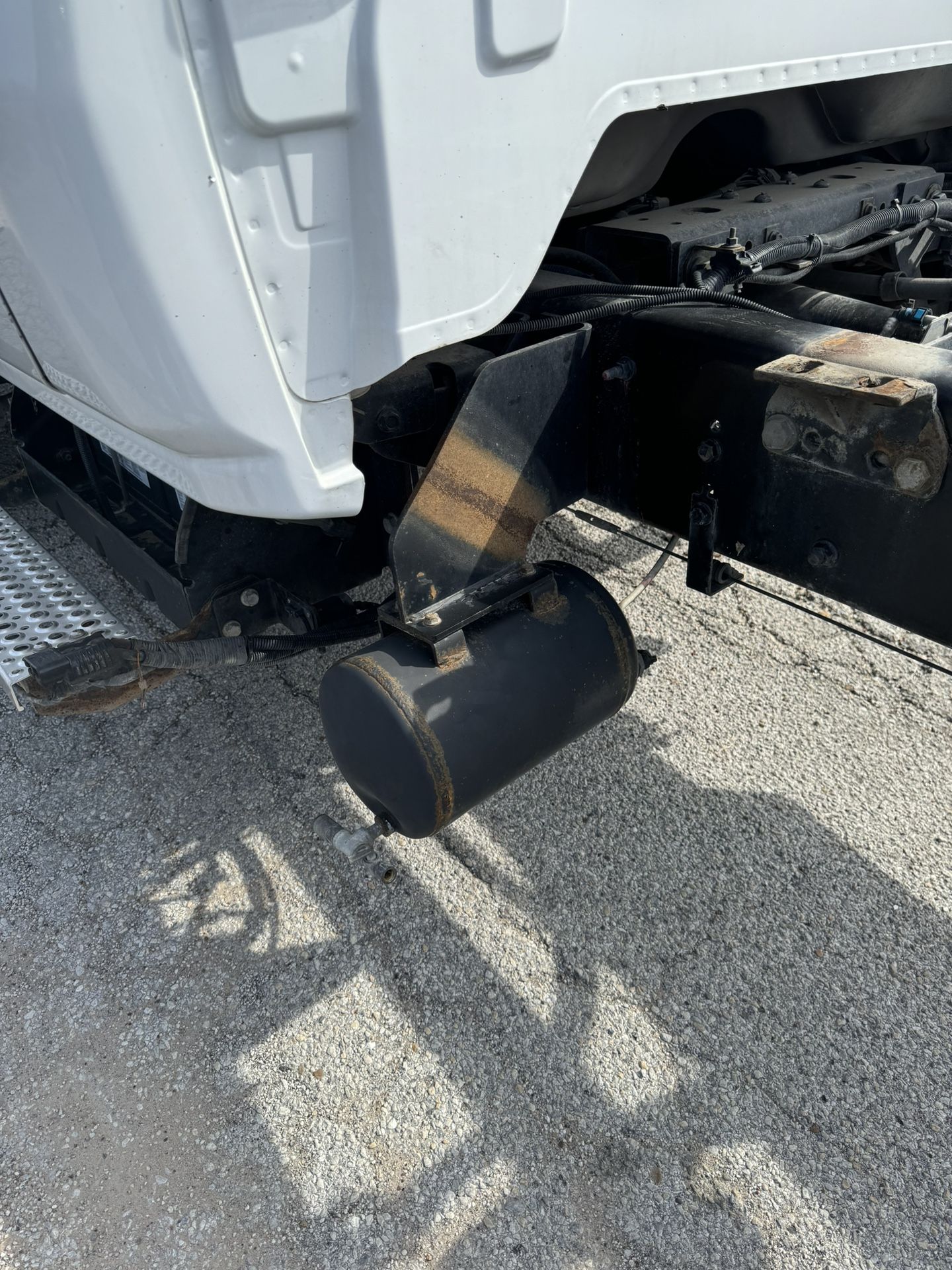 2019 Chevrolet 6500 diesel cabin chassis