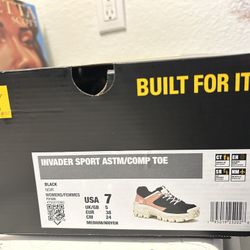 Pink Steel Toe work Boots ( Size 7 ) 